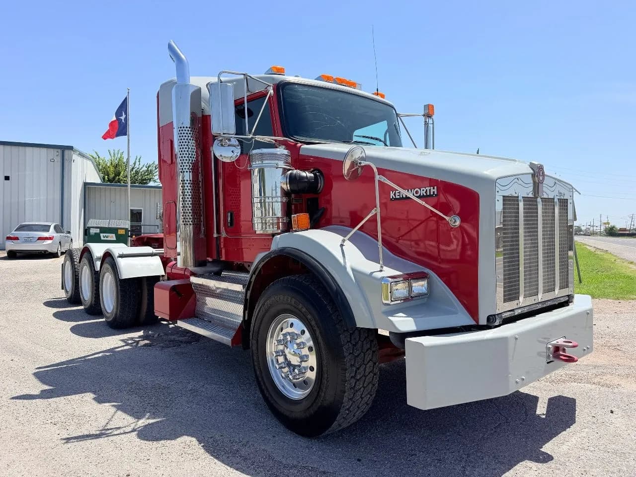 2011 Kenworth T800 - Sleeper