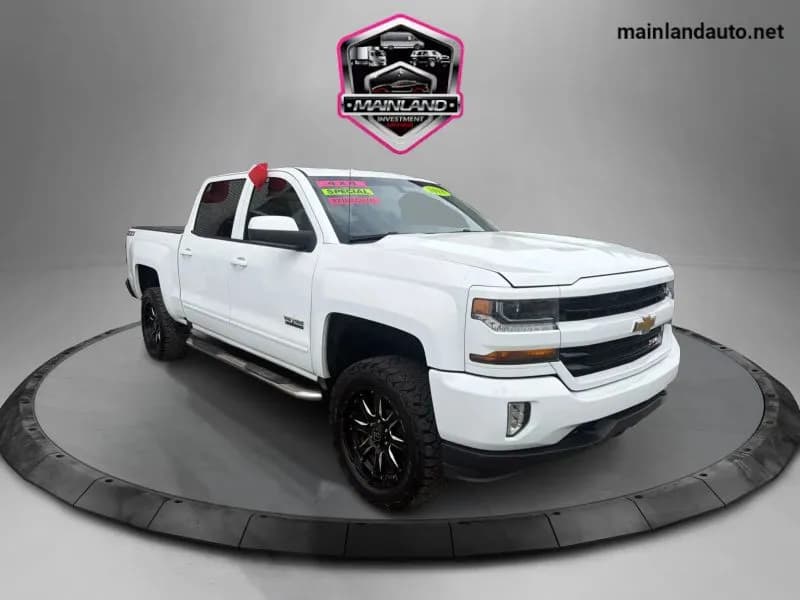 2018 Chevrolet Silverado 1500 Crew Cab - Pickup