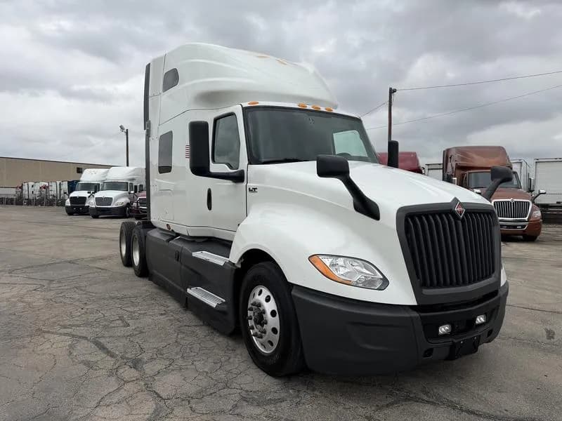2022 International LT625 - Service