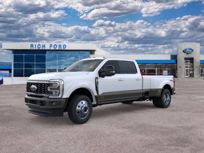 2026 Ford F-450 Crew Cab - Pickup
