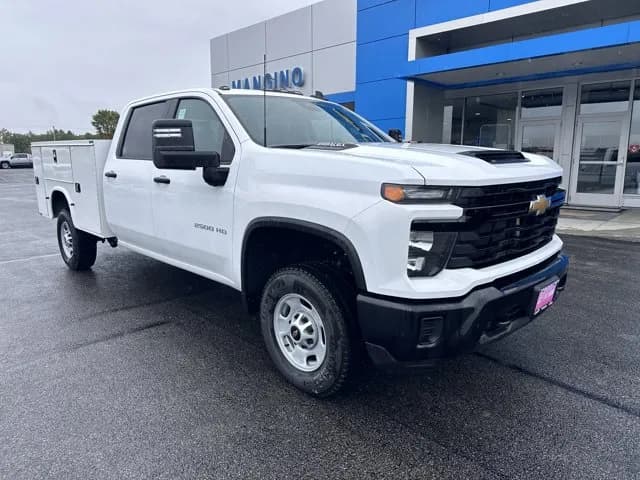2026 Chevrolet Silverado 2500 Crew Cab - Chassis