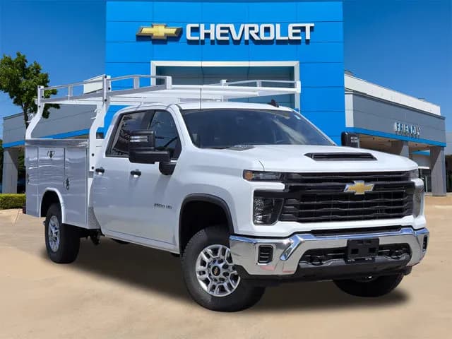 2026 Chevrolet Silverado 2500 Crew Cab - Chassis