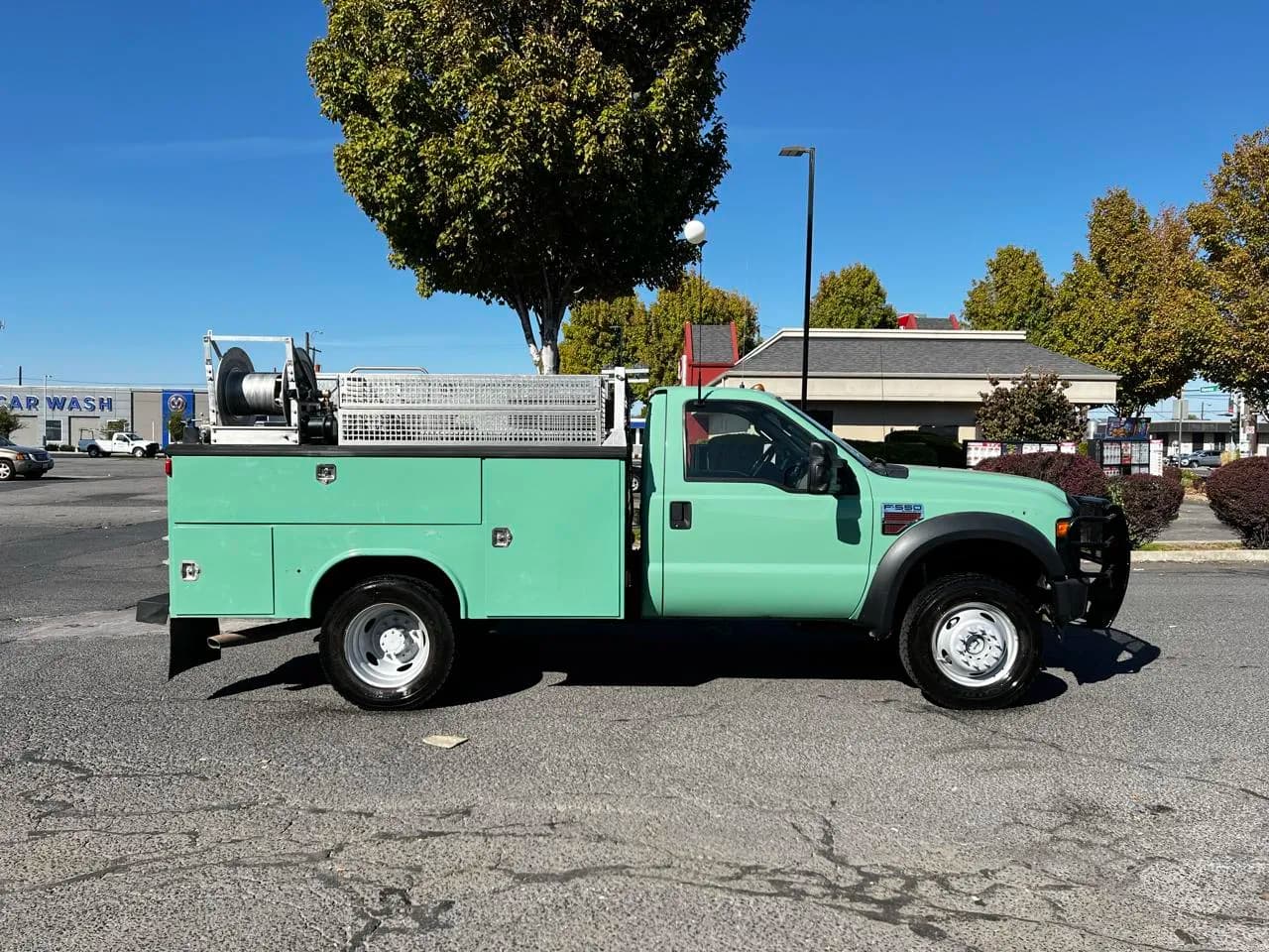 2009 Ford F-550 - Chassis
