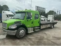 2025 Freightliner M2 106 - Tow