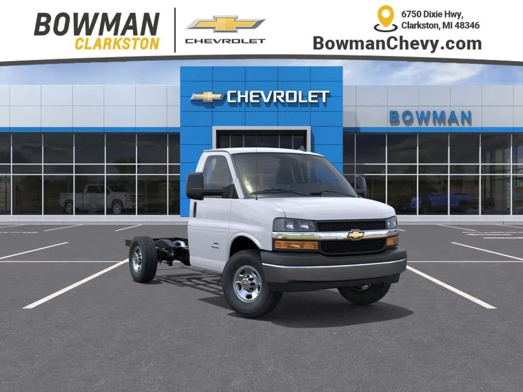 2026 Chevrolet Express 3500 - Box