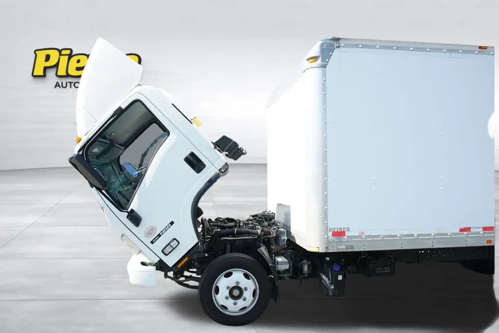 2017 Isuzu NRR - Chassis