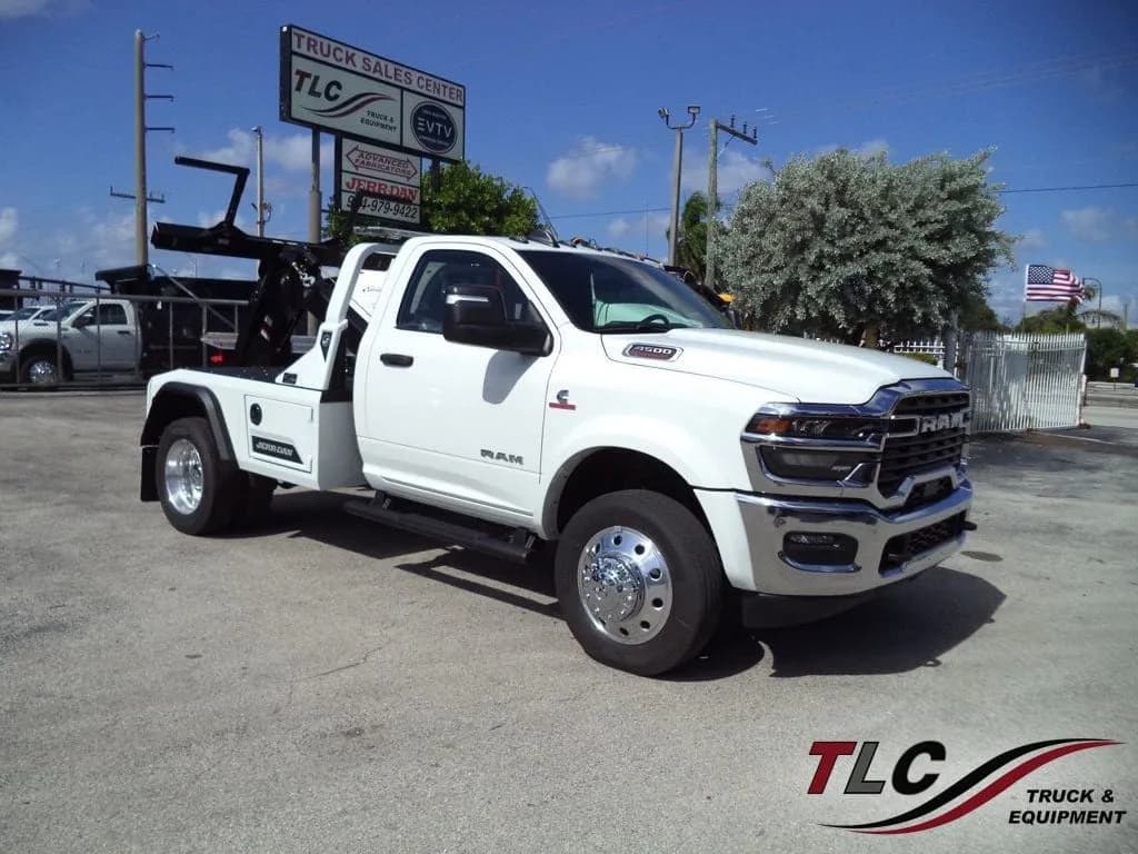 2026 Ram 4500 Big Horn 4×2 w/ Jerr-Dan - Tow