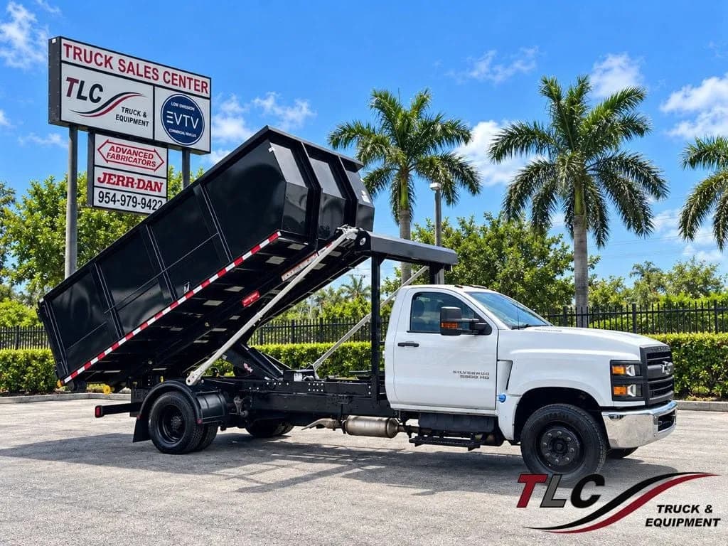 2023 Chevrolet Silverado 6500HD w/ NEW 14ft Switch N Go Dumpster Bin Roll Off Truck - Service