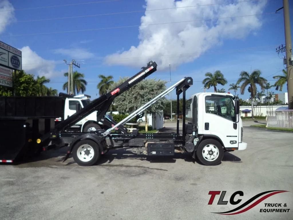 2021 Isuzu NRR w/ *NEW* 14′ Switch-N-Go Dumpster Bin Roll Off Truck - Garbage