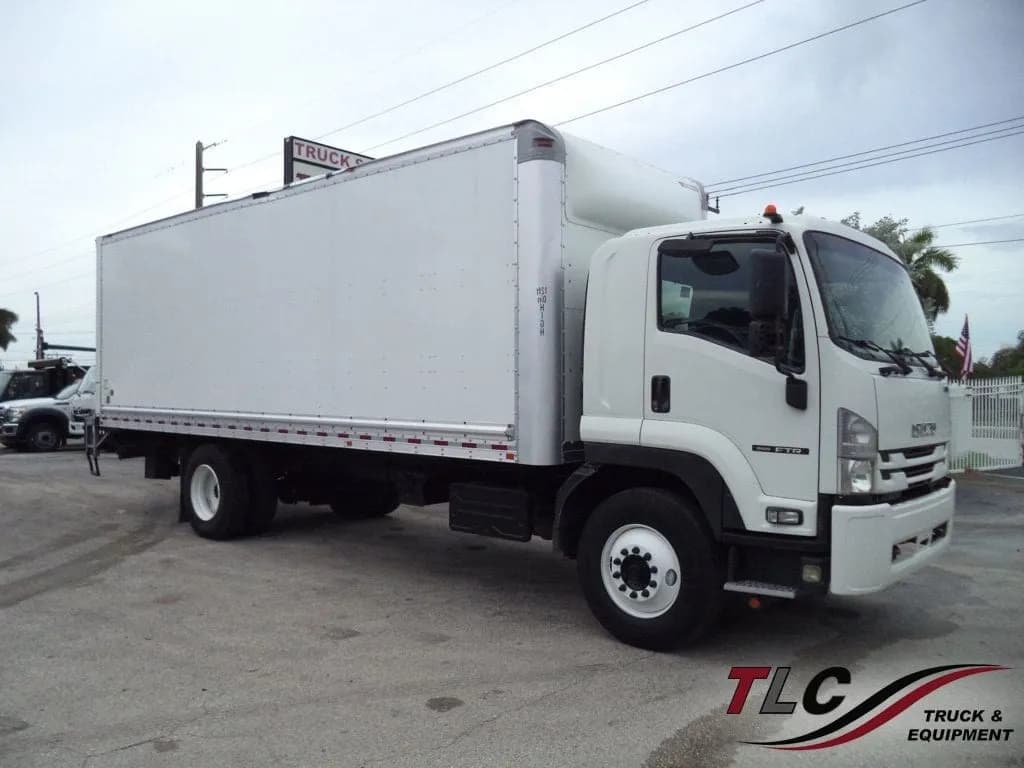 2018 Isuzu FTR 24ft - Box