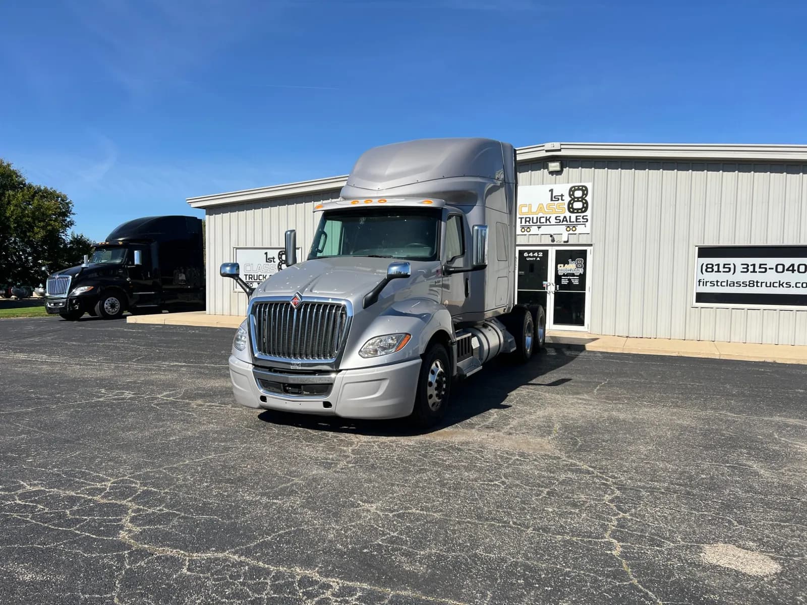 2021 International LT625 - Sleeper
