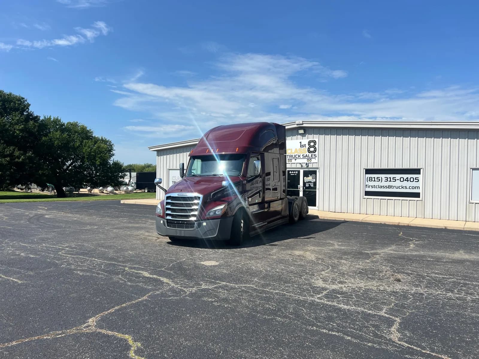 2021 Freightliner Cascadia - Sleeper