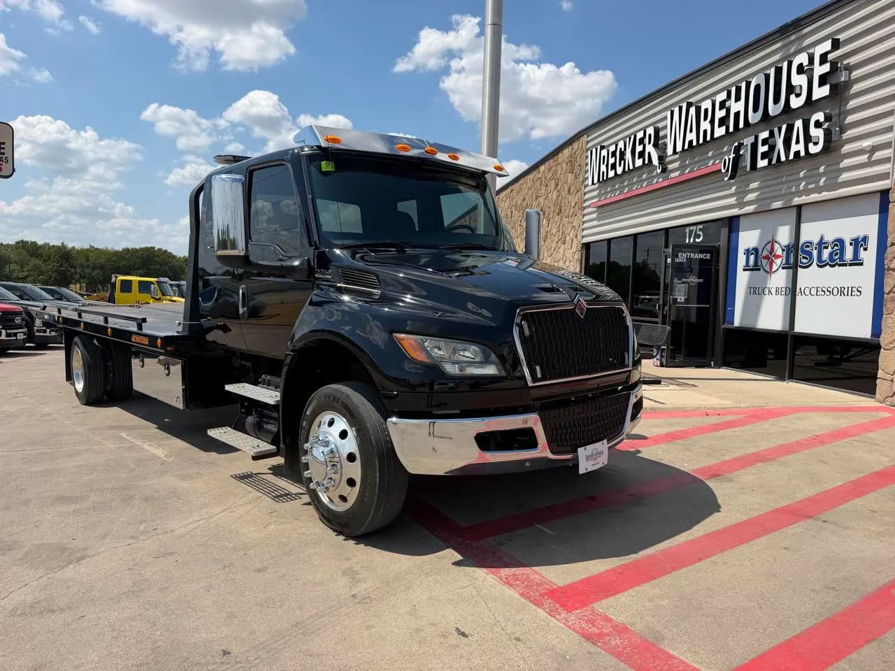 2025 International MV - Tow