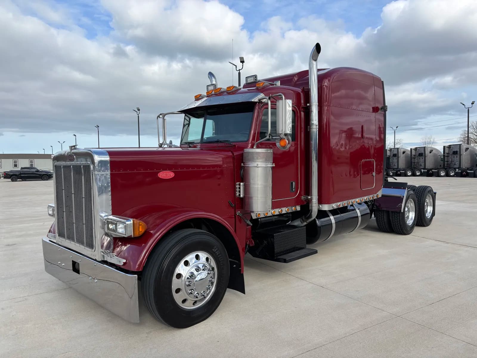 2005 Peterbilt 379 - Sleeper