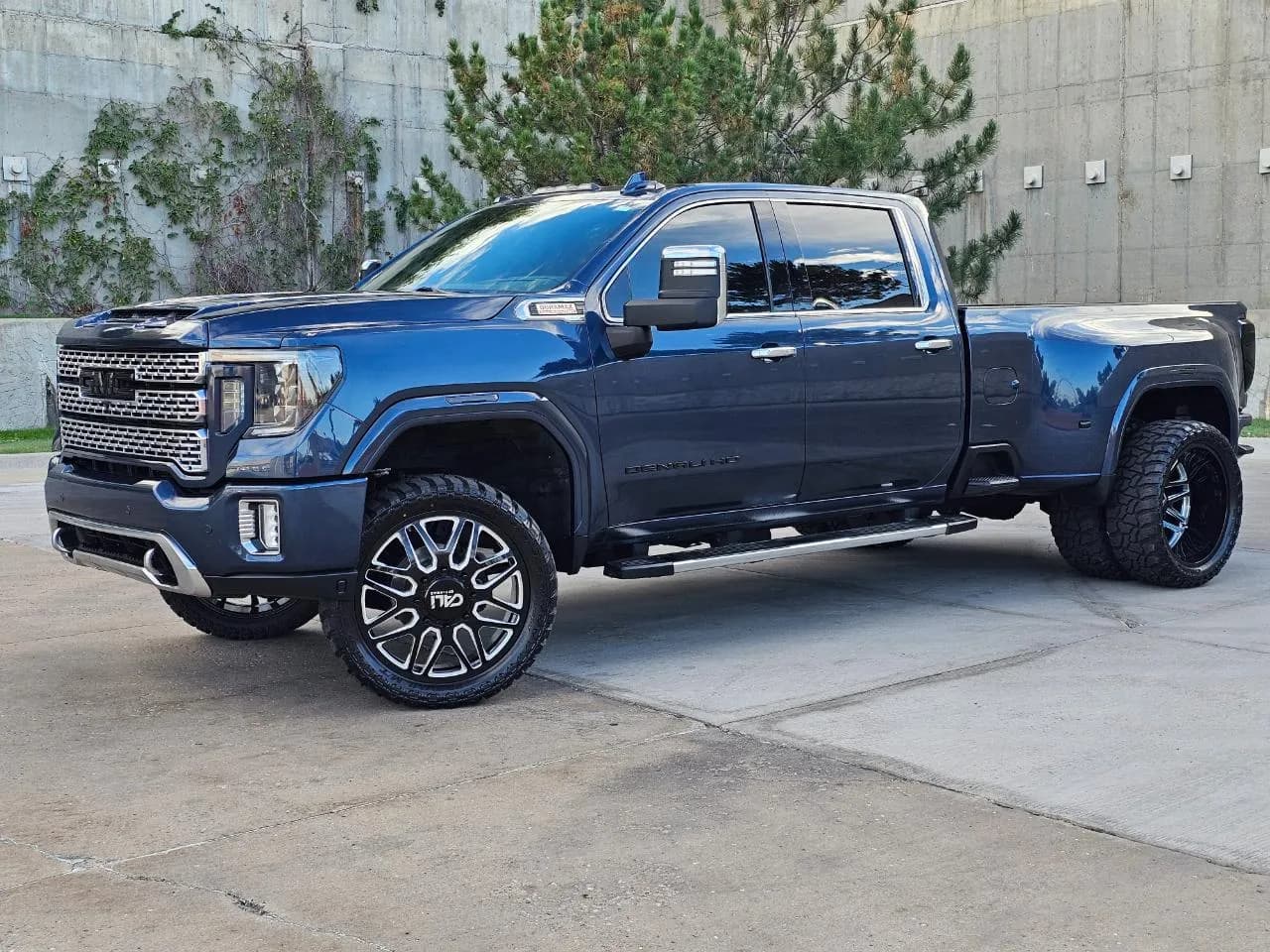 2020 GMC Sierra 3500HD - Pickup