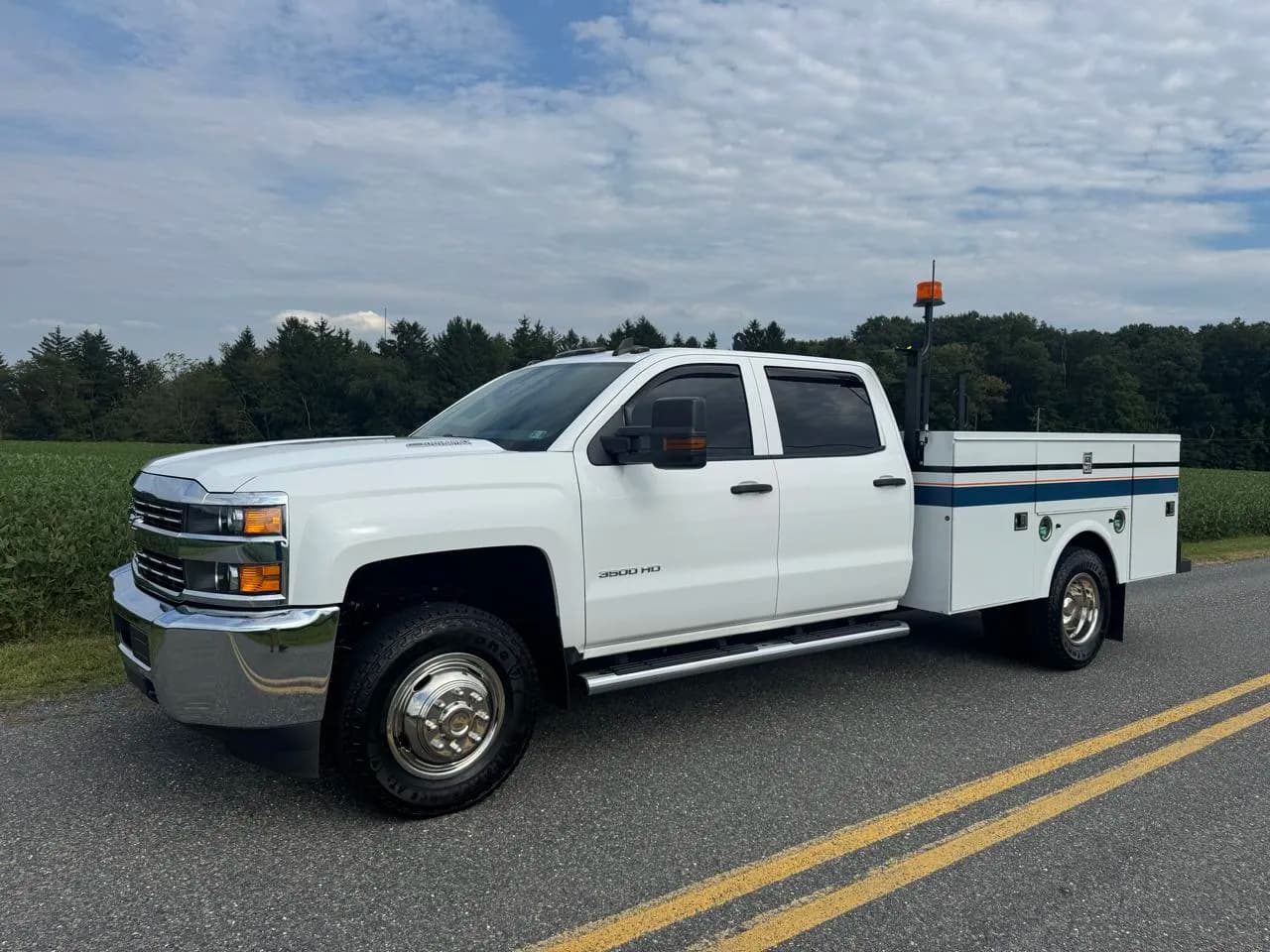 2015 Chevrolet Silverado 3500HD Built After Aug 14 - Chassis