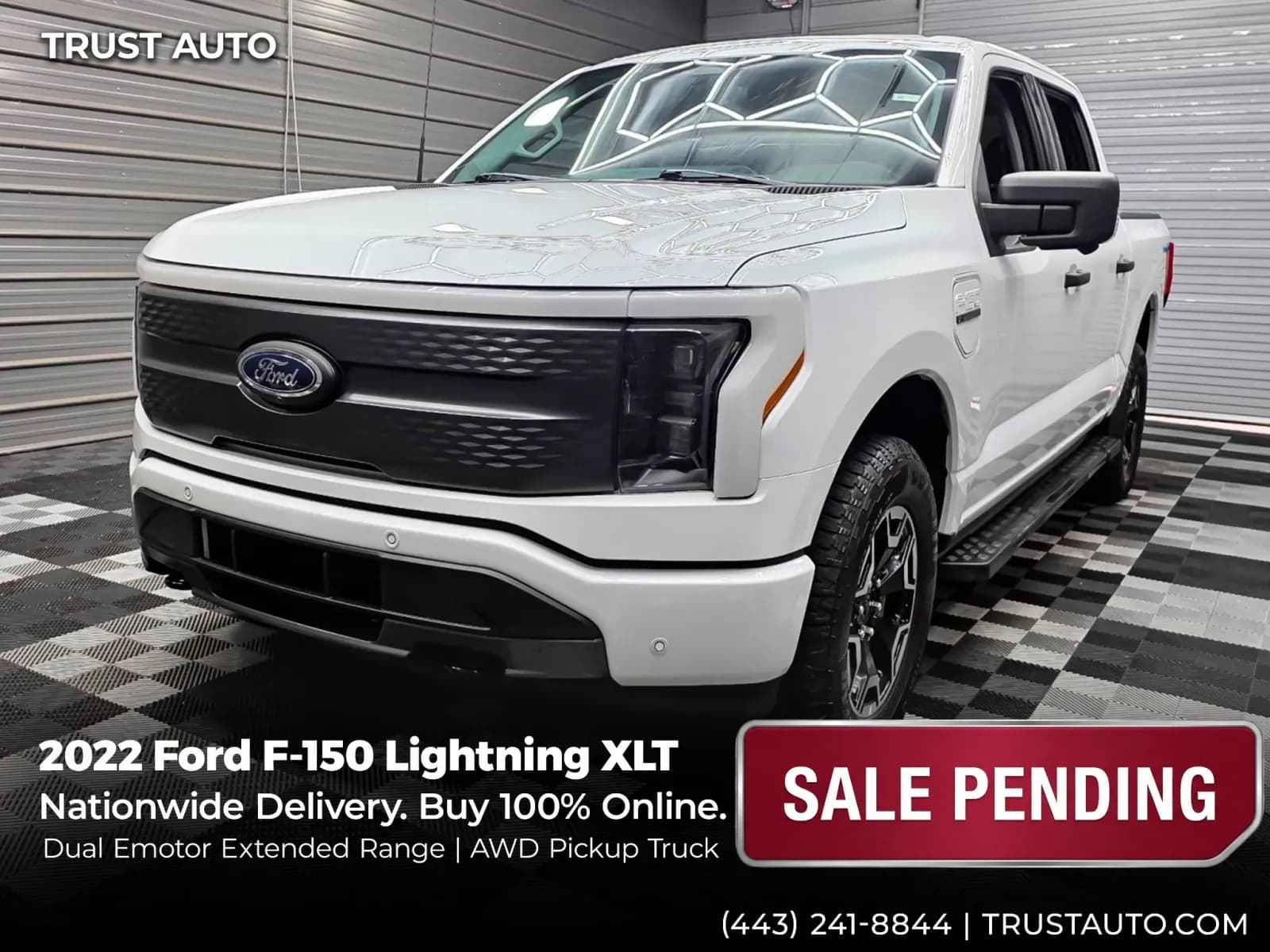 2022 Ford F-150 Lightning - Pickup