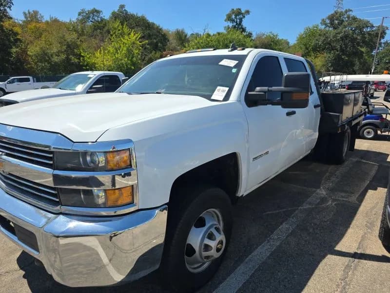 2016 Chevrolet Silverado 3500 HD Crew Cab & Chassis - Chassis