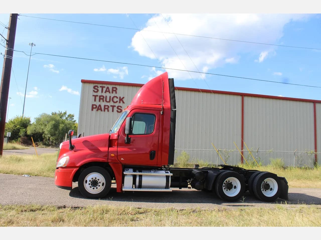 2020 Freightliner Cascadia - Day Cab