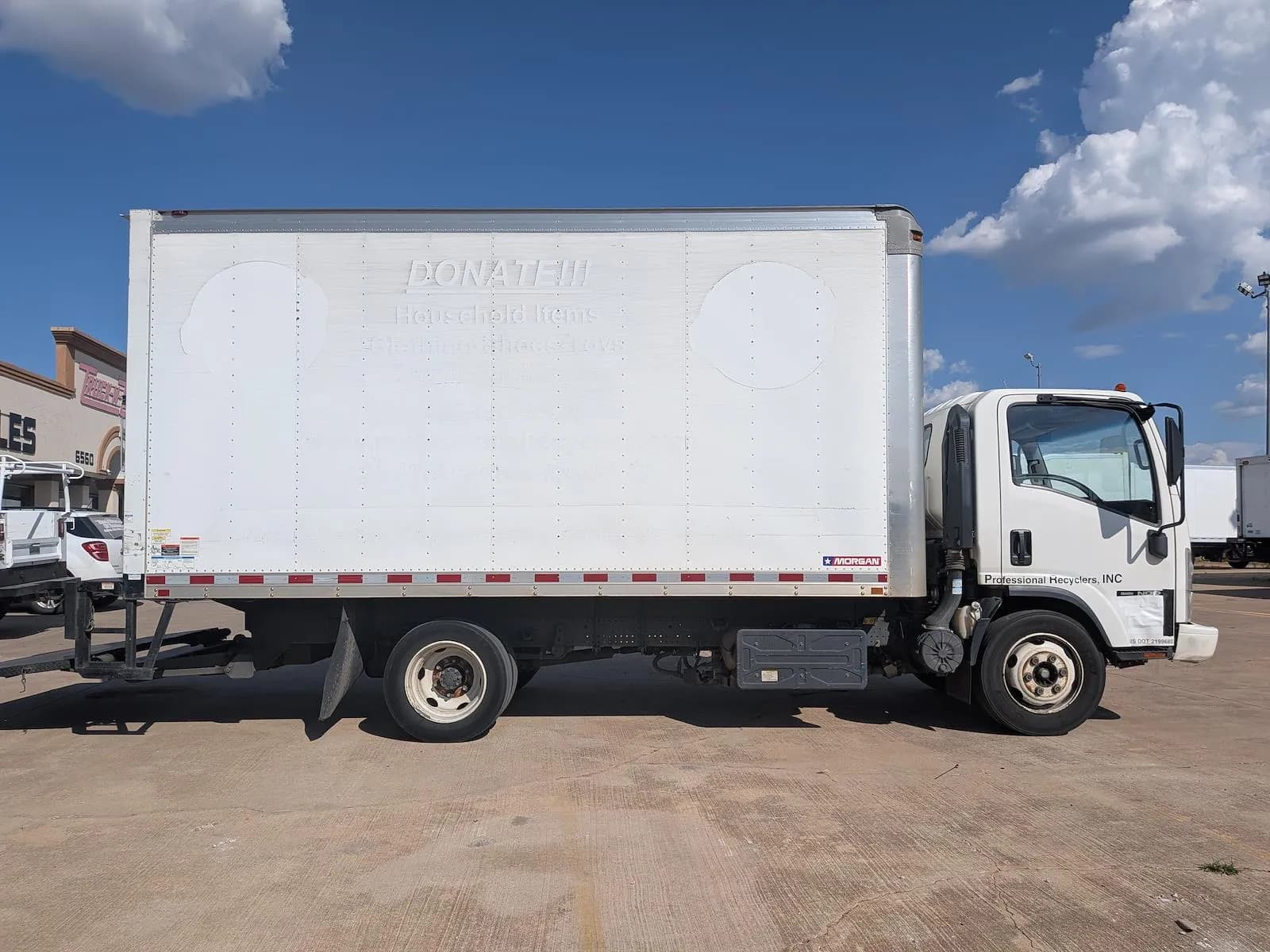 2015 Isuzu NQR - 16' - Chassis