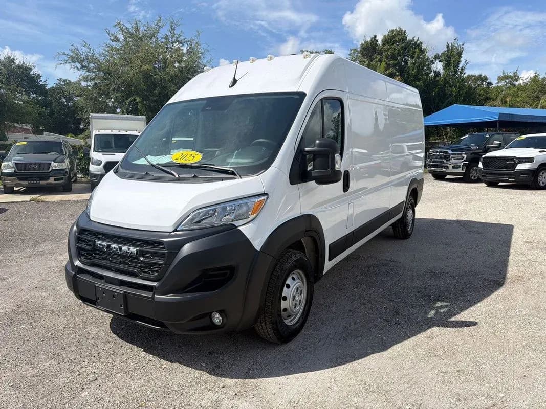 2025 Ram ProMaster - Vans
