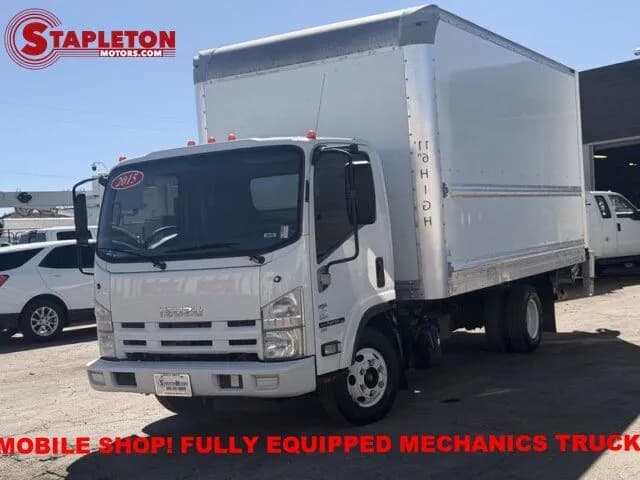 2015 Isuzu NPR - Box