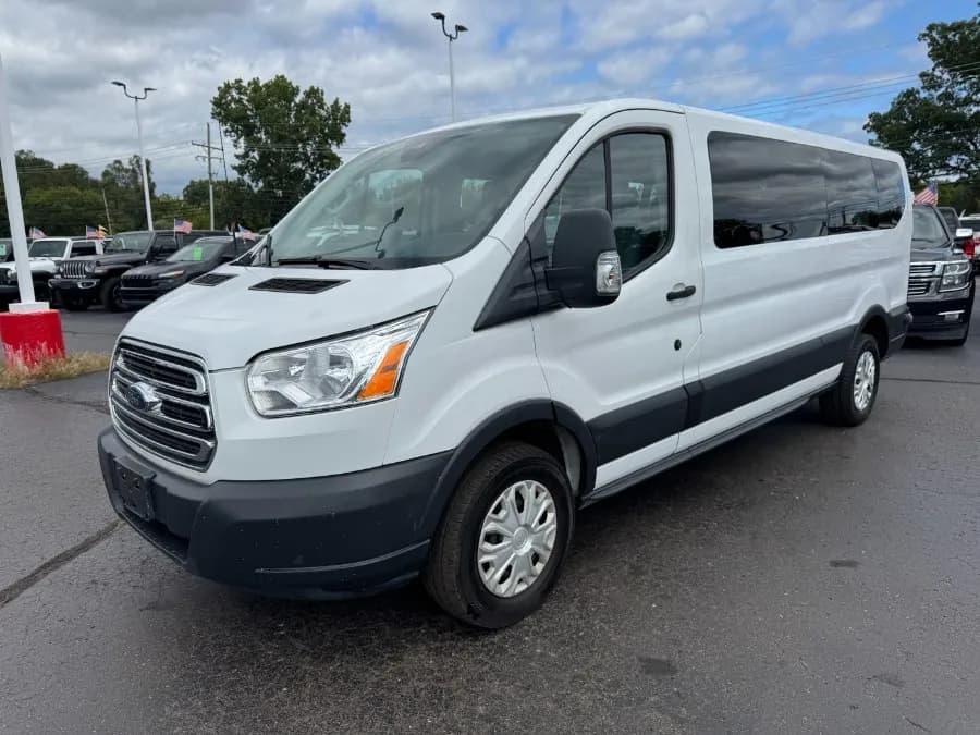 2018 Ford Transit Passenger Wagon T-350 148" - Vans