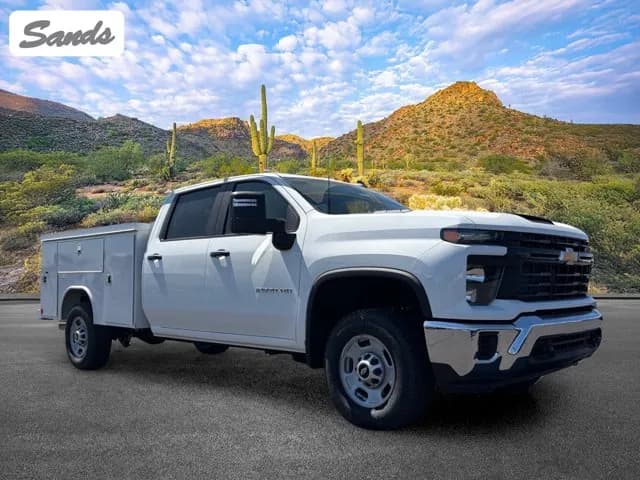 2026 Chevrolet Silverado 2500 Crew Cab - Chassis