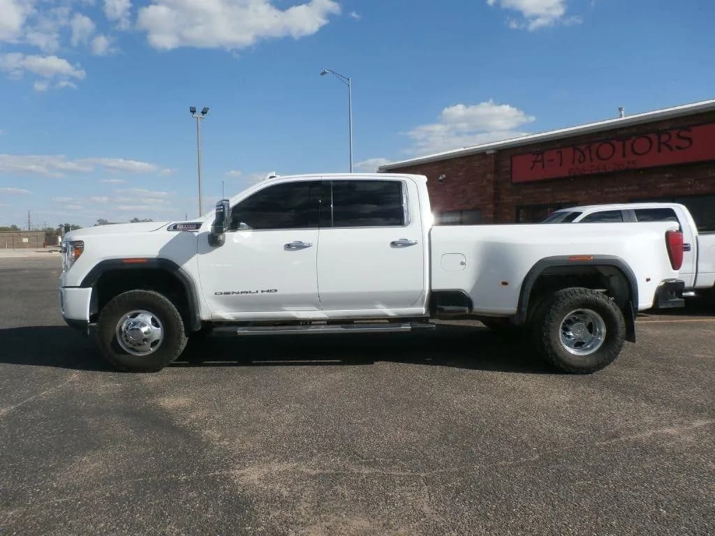 2022 GMC Sierra 3500HD Denali Crew Cab