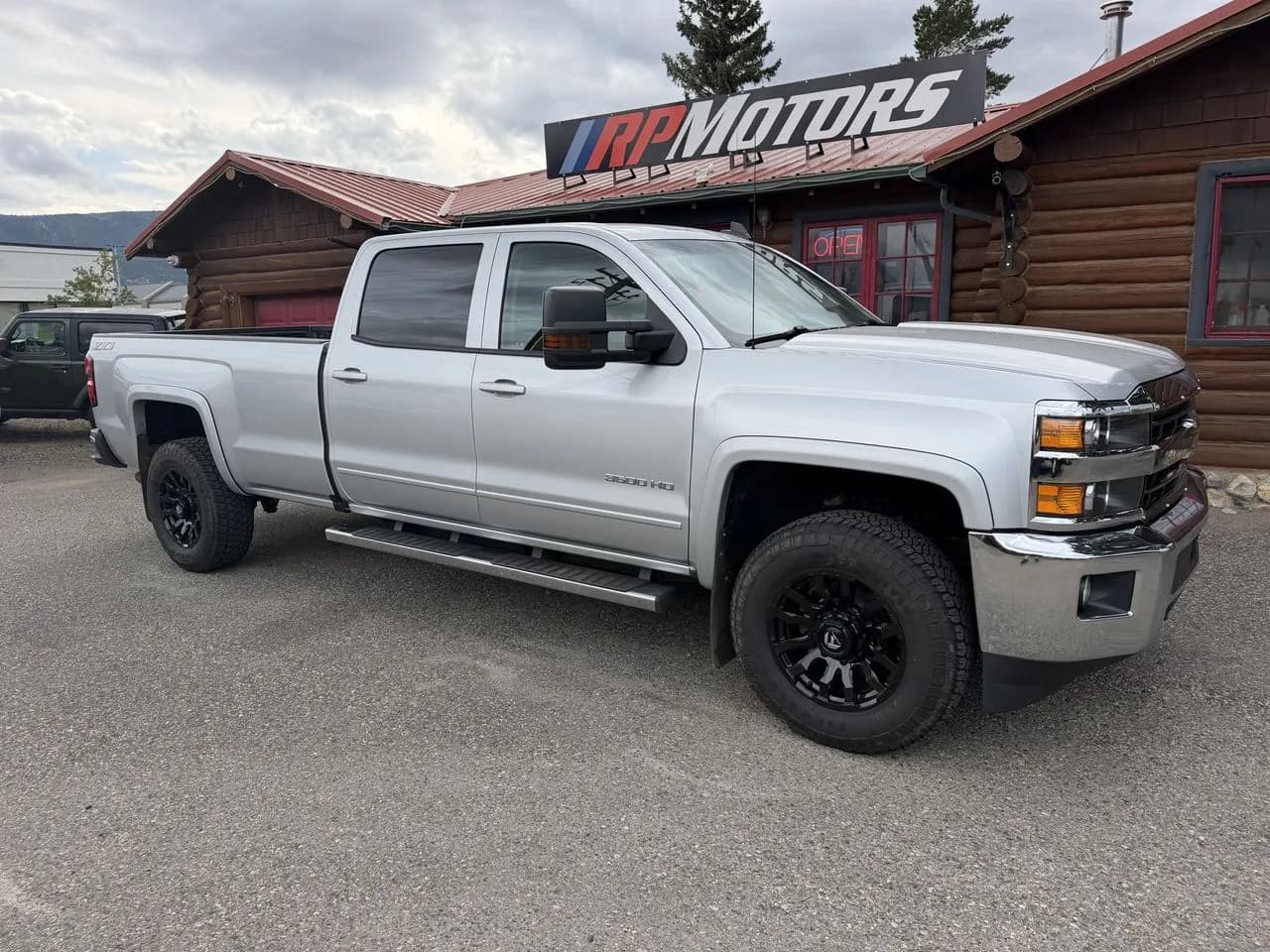 2018 Chevrolet Silverado 3500HD - Pickup