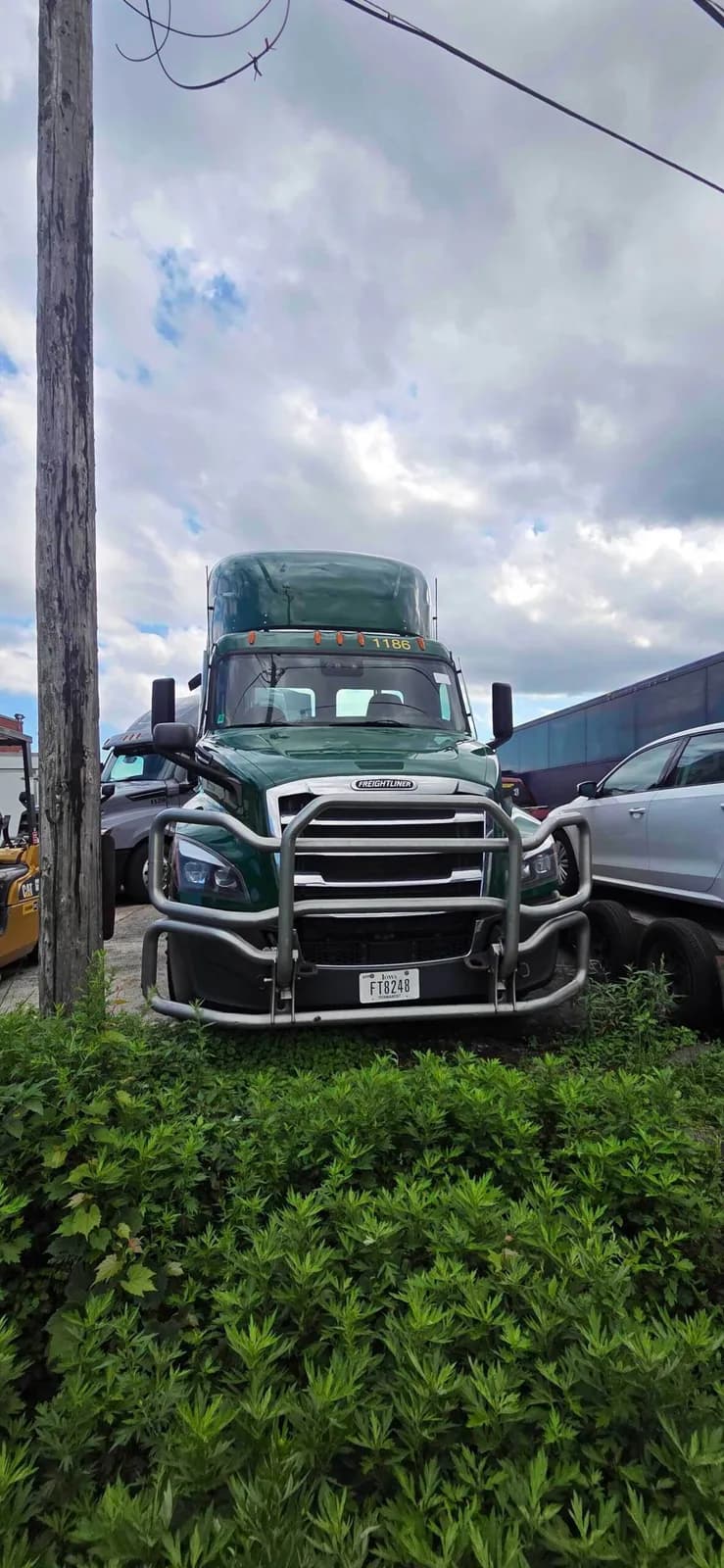 2023 Freightliner Cascadia