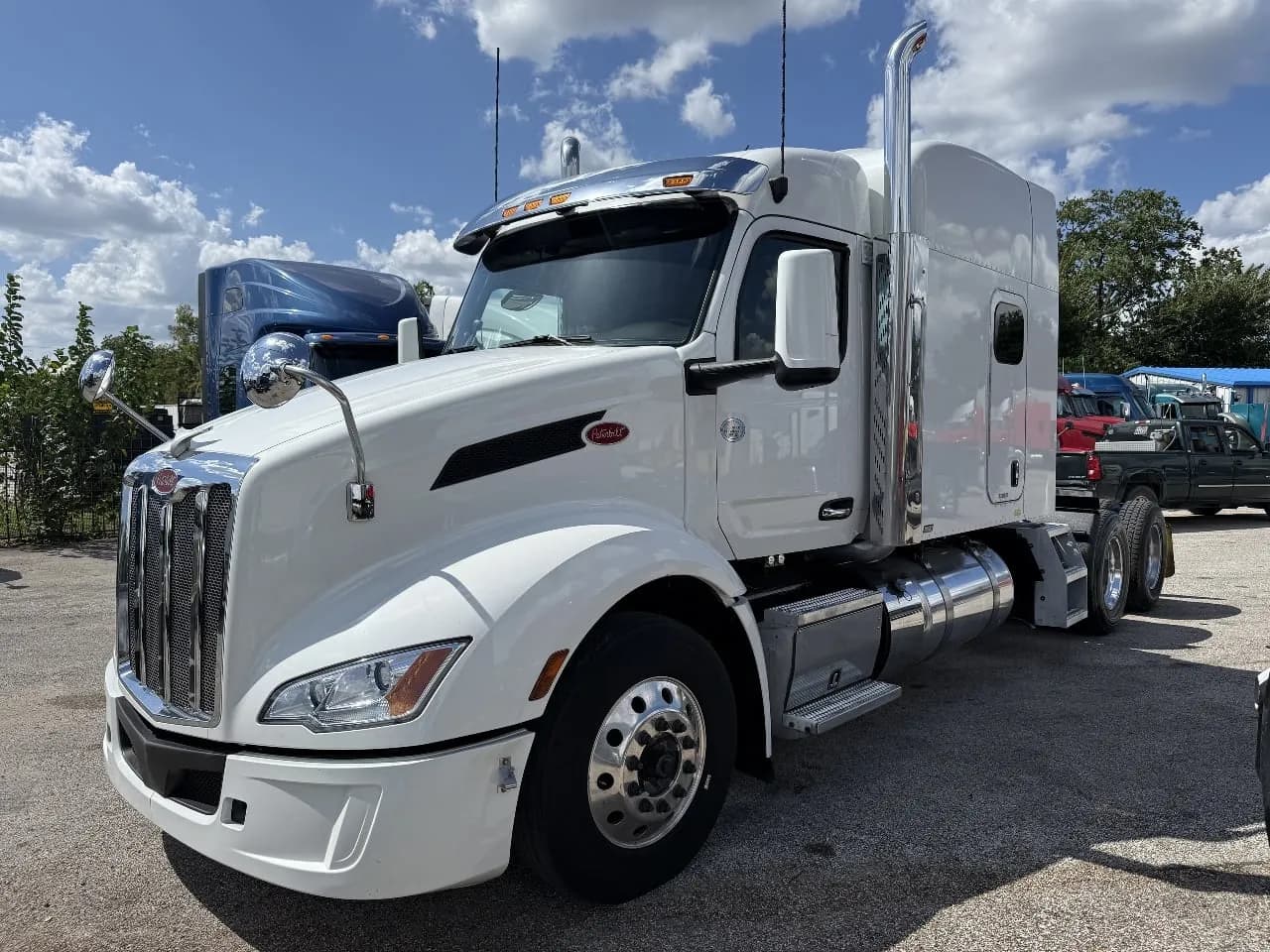 2022 Peterbilt 579 - Sleeper