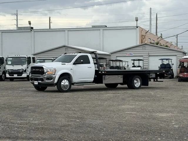 2022 Ram 5500 SLT - Tow