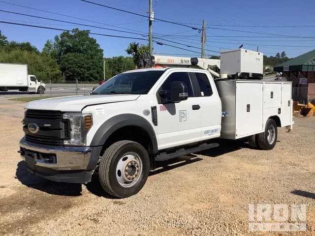 2019 Ford F-550 XL - Service