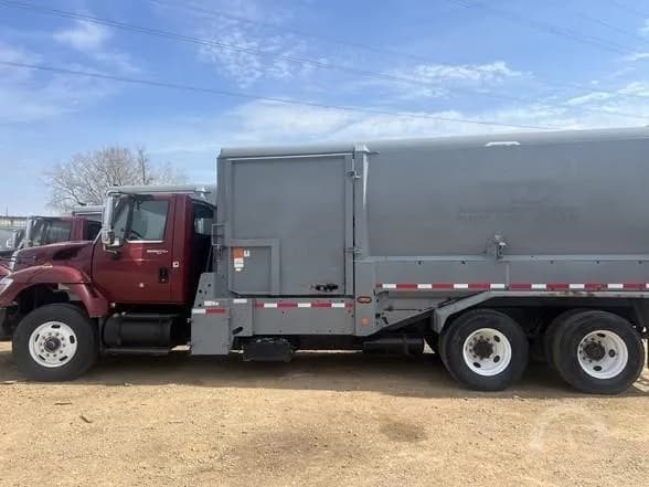 2009 International WORKSTAR 7400 - Garbage