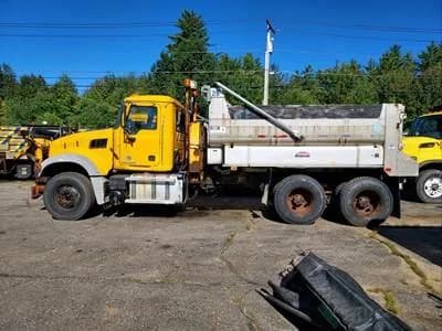 2013 Mack GU713 Plow/Dump Truck - Dump