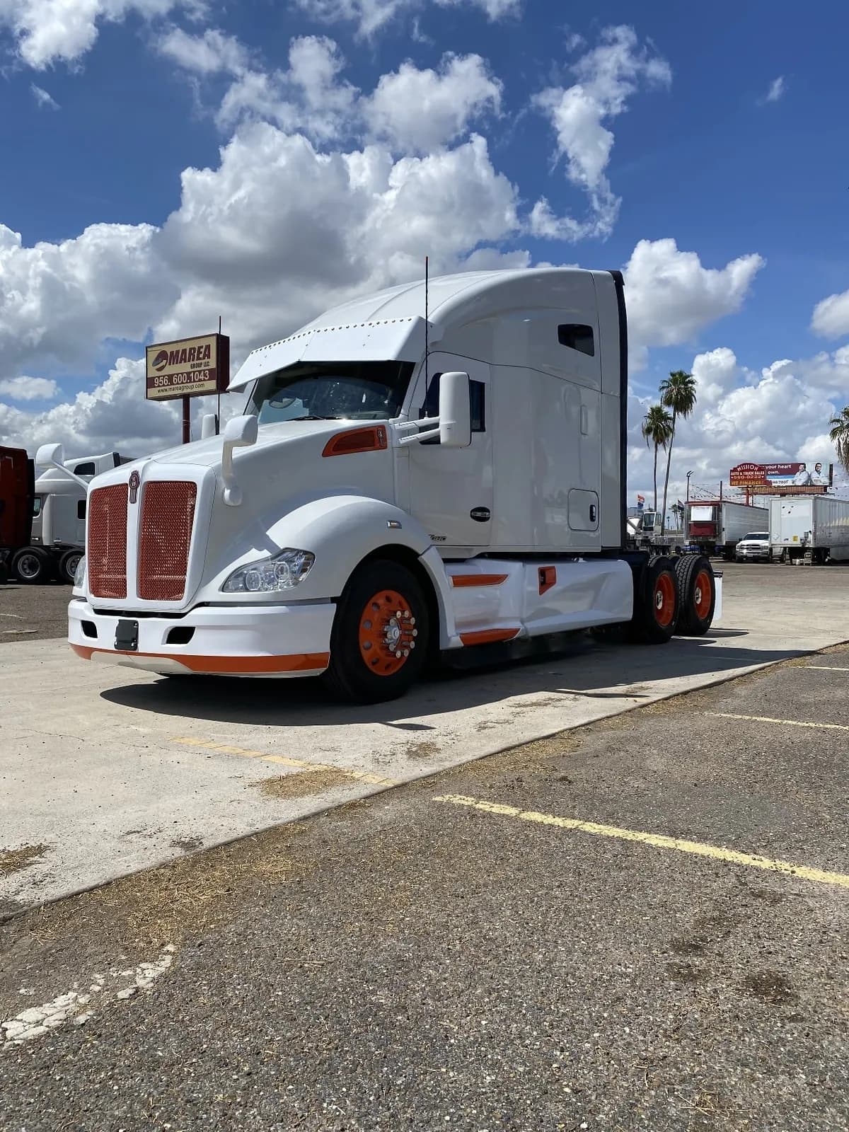2021 Kenworth T680 Tandem Axle - Sleeper
