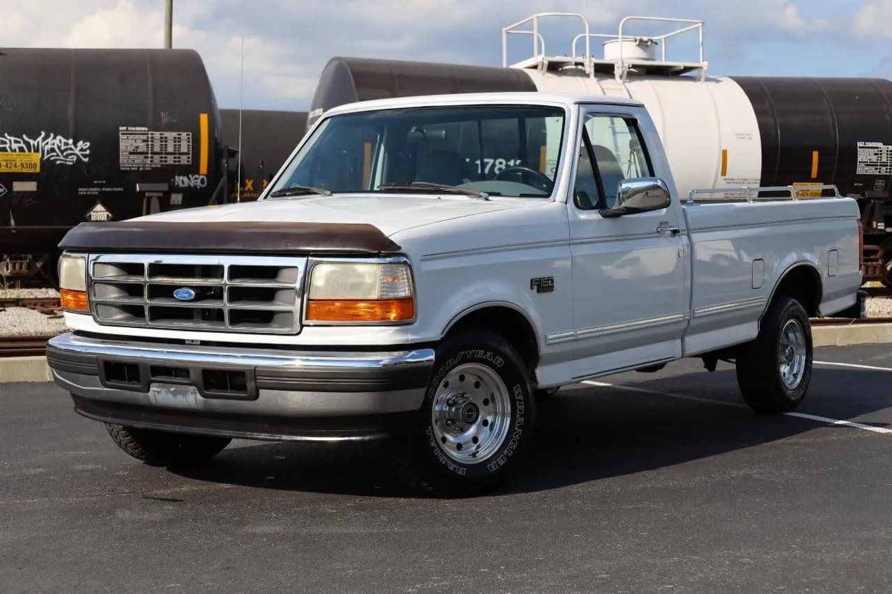 1996 Ford F-150 XLT - Pickup