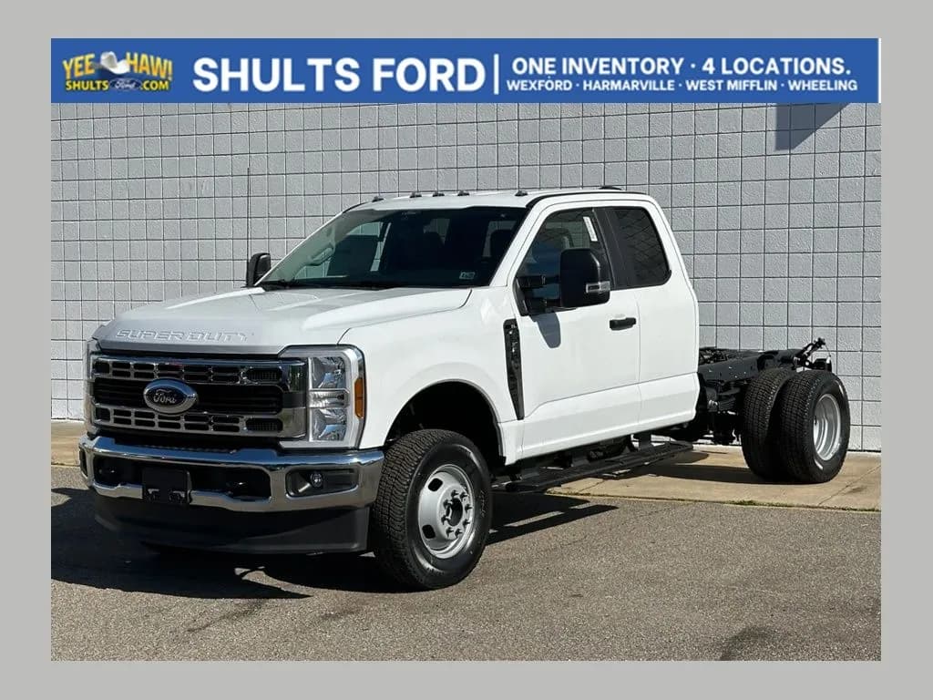 2026 Ford F-350SD Commercial - Chassis