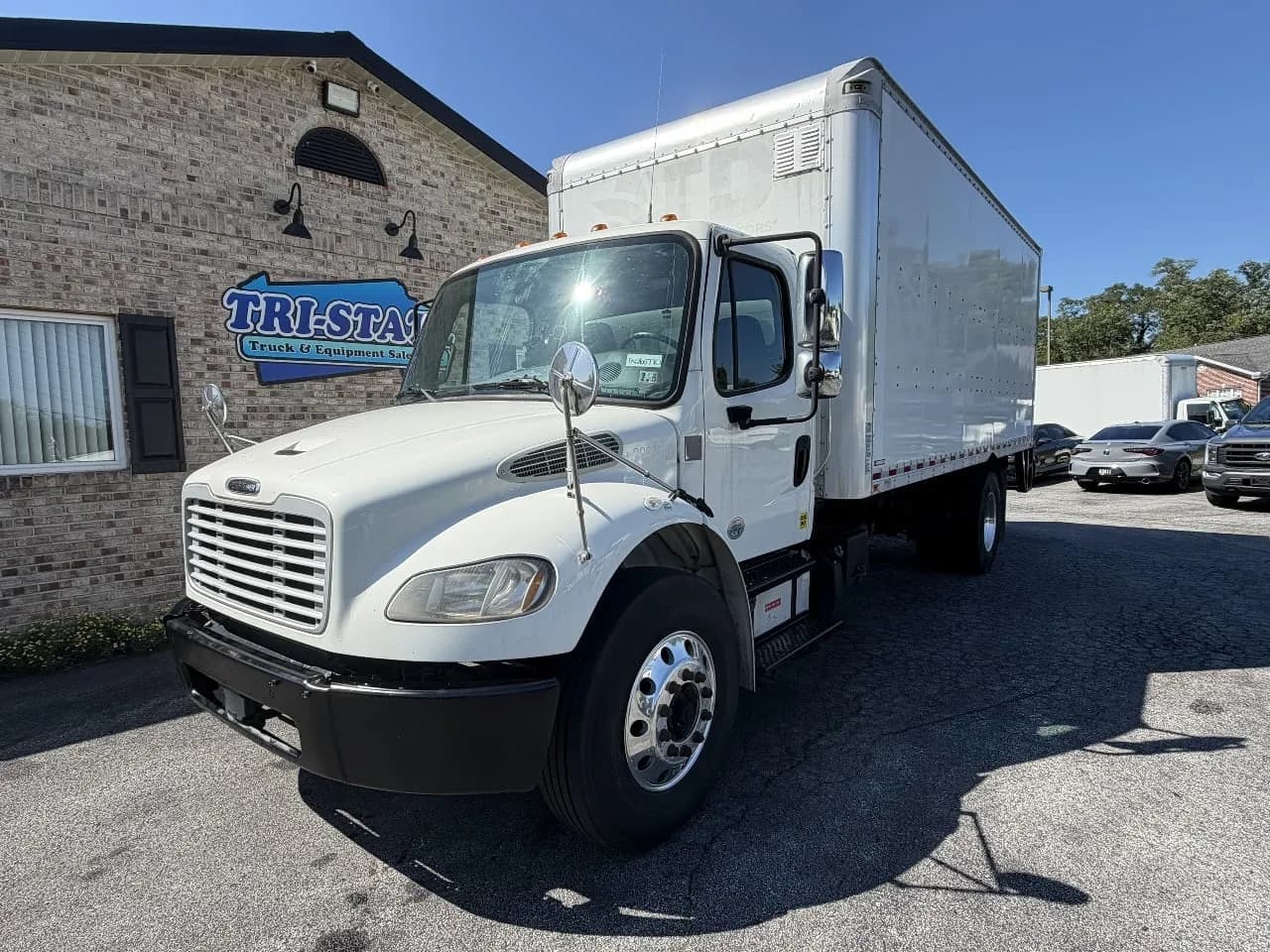 2019 Freightliner M2 - Box