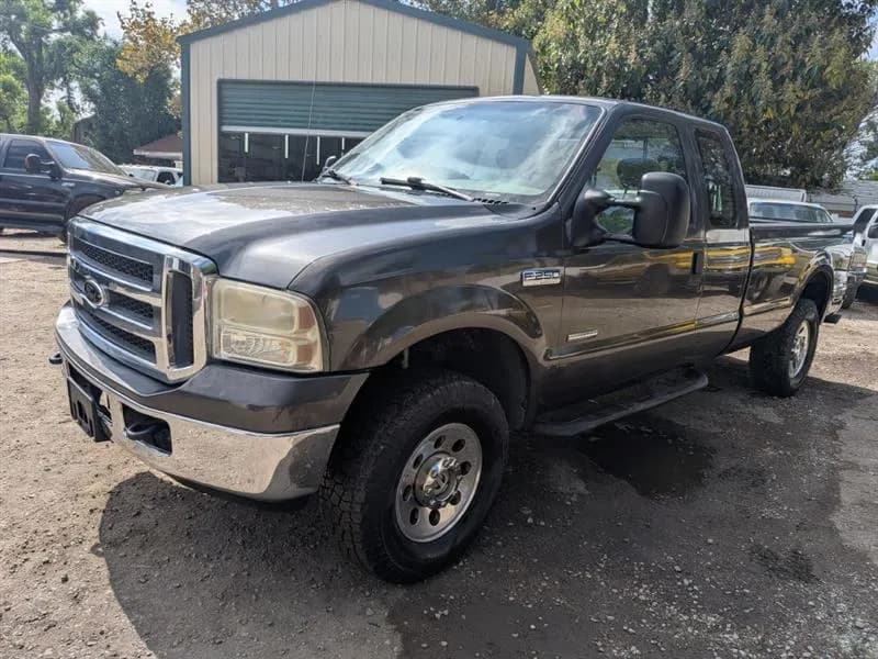 2005 Ford F-250 SD - Pickup