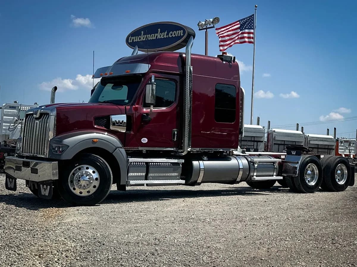 2024 Western Star 49X - Sleeper