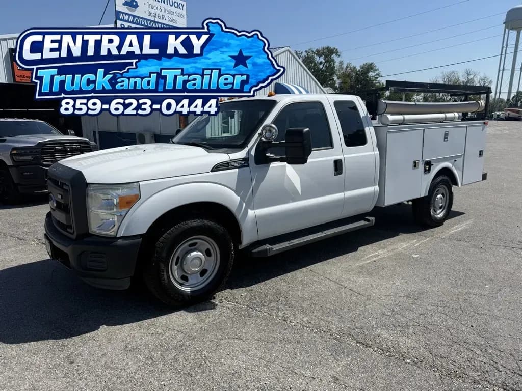 2013 Ford F-350 Super Duty - Chassis