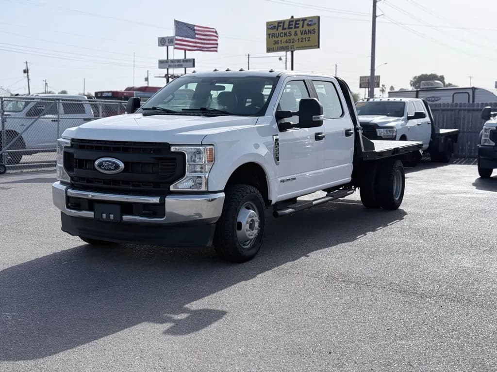 2022 Ford F-350 Crew Cab - Chassis