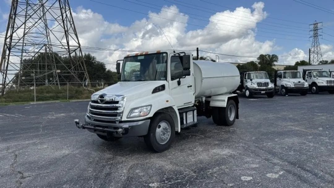 2019 Hino 338 - Chassis