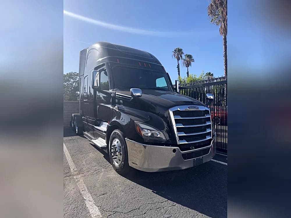 2022 Freightliner Cascadia