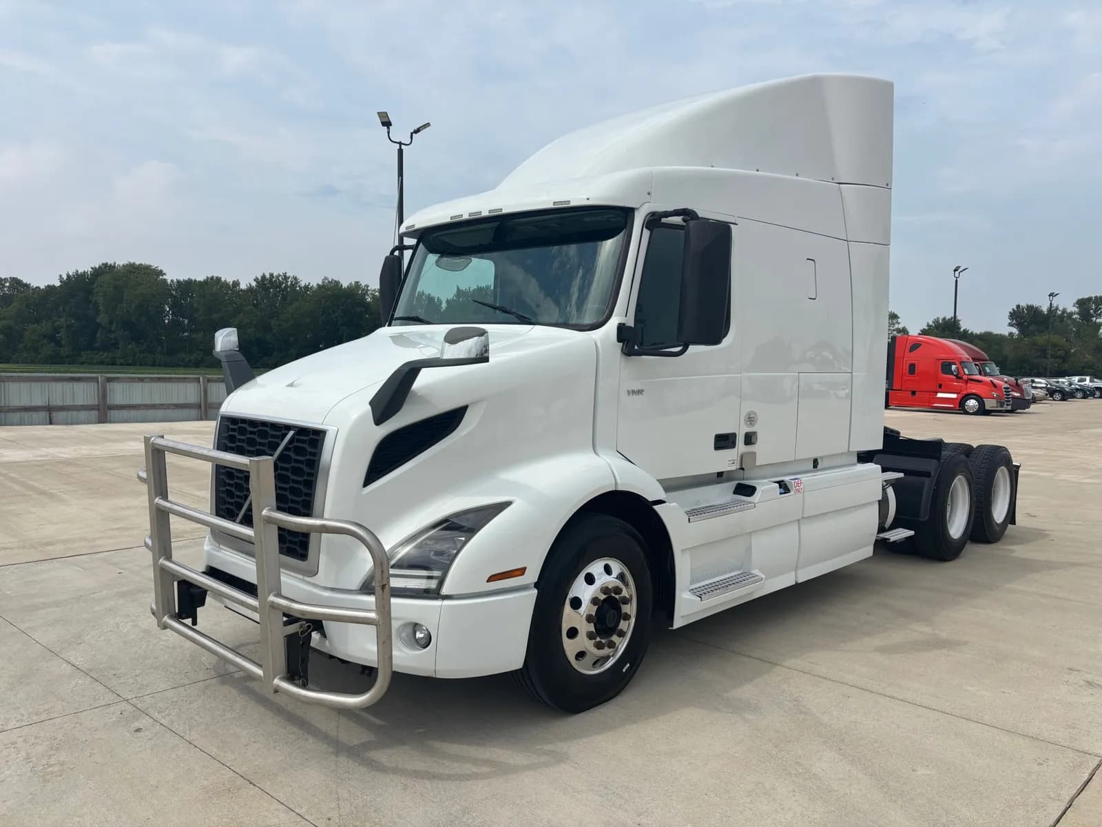 2019 Volvo VNR640