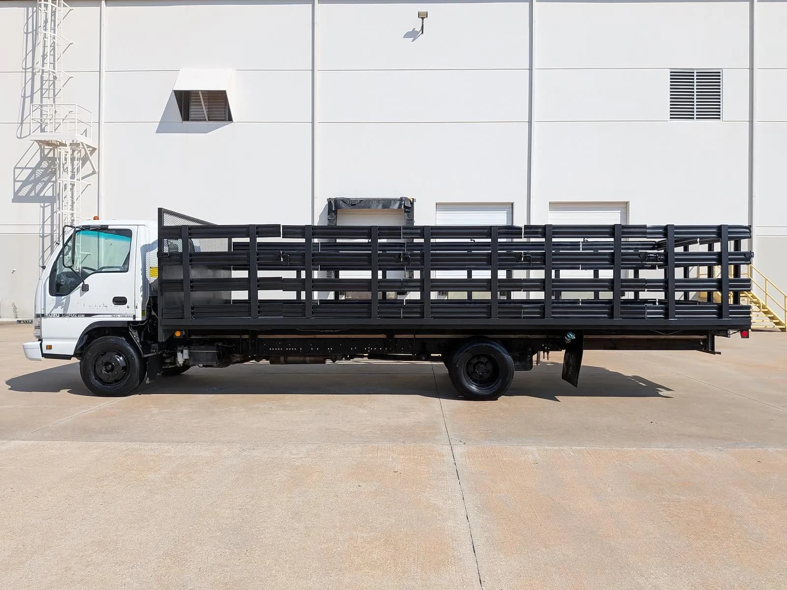 2007 Isuzu NPR-HD - 22' - Chassis