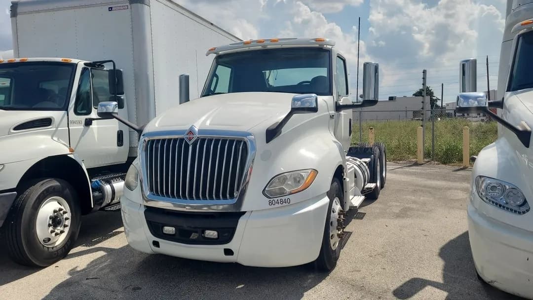 2020 International LT625