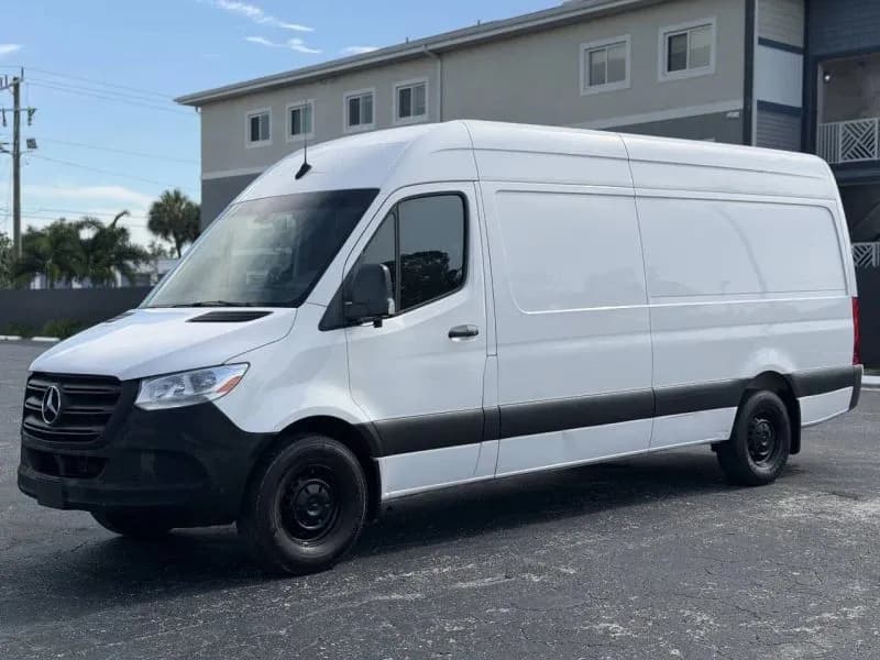 2021 Mercedes-Benz Sprinter 2500 Cargo - Vans